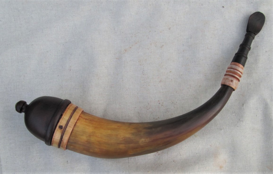 Large 18th Century powder horn